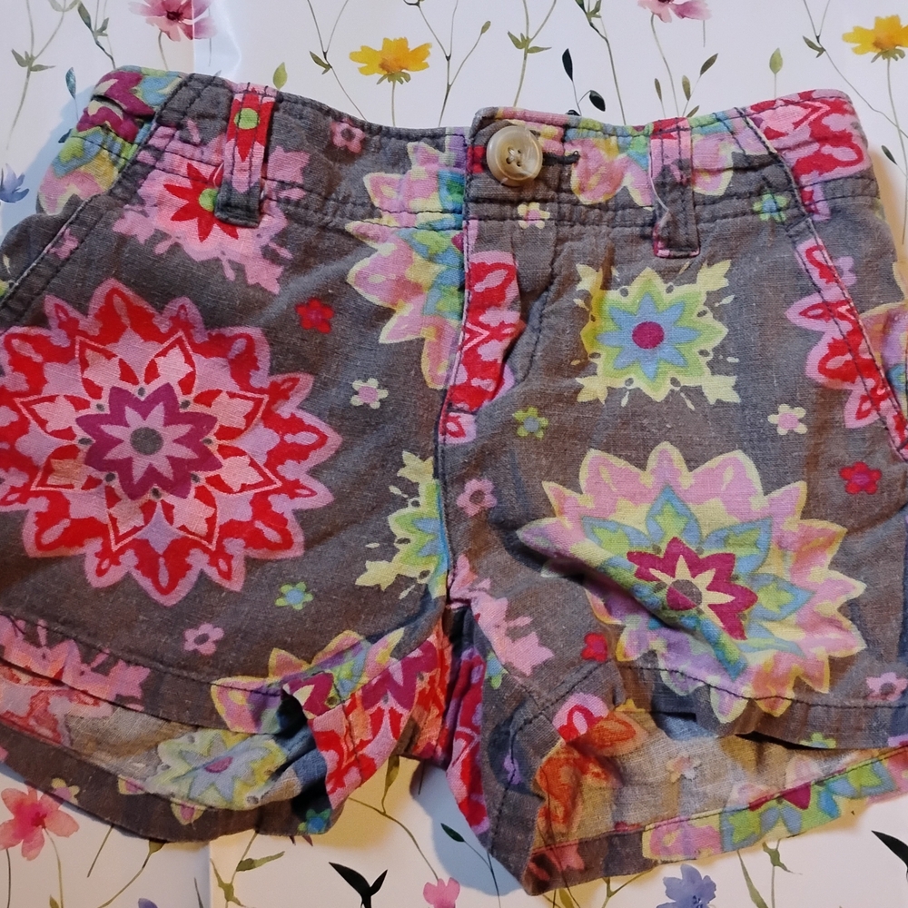 Old Navy Floral Pattern Gray Cotton Girls' Shorts